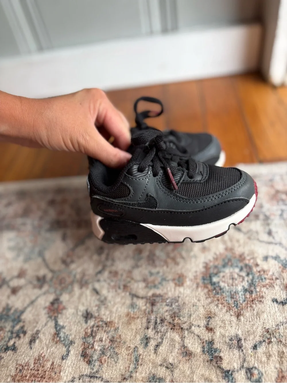 6C Nike Toddler Black & Maroon Air Max Lace Up Sneakers